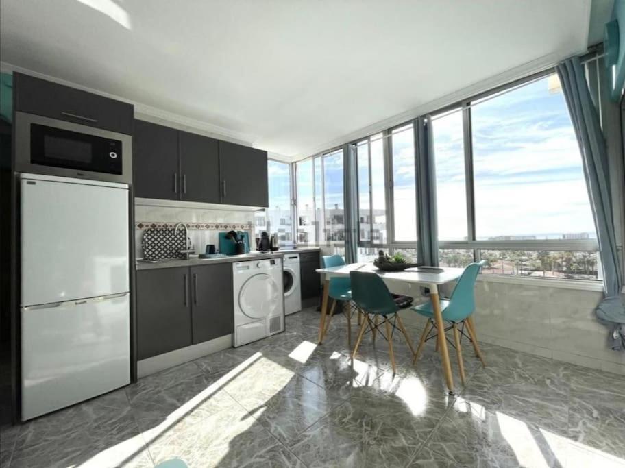 Traumhafte Wohnung Mit Panoramablick Und Pool Playa del Inglés Exteriér fotografie